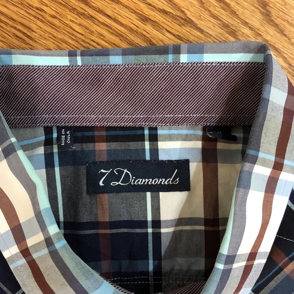 EUC 7 Diamonds Button Up - Picture 2 of 4